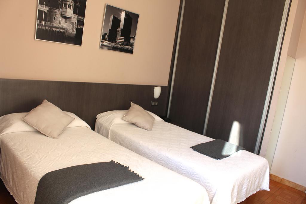 Hotel Ripa บิลเบา ภายนอก รูปภาพ